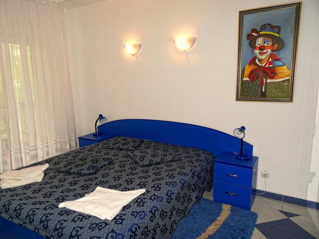 Club Topaz Apartments 넵툰 객실 사진