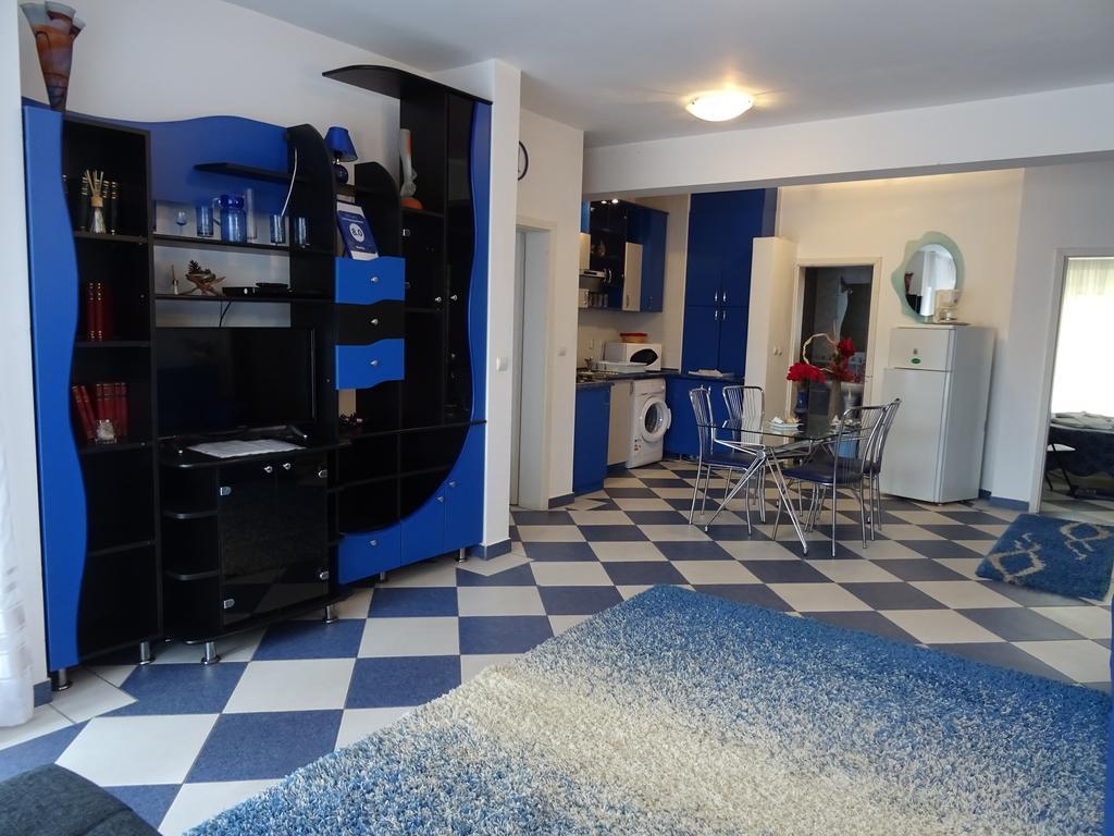 Club Topaz Apartments 넵툰 외부 사진