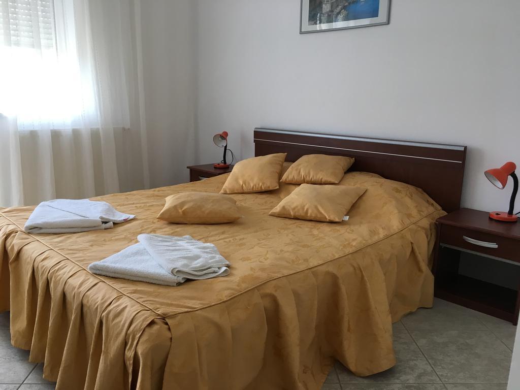 Club Topaz Apartments 넵툰 외부 사진